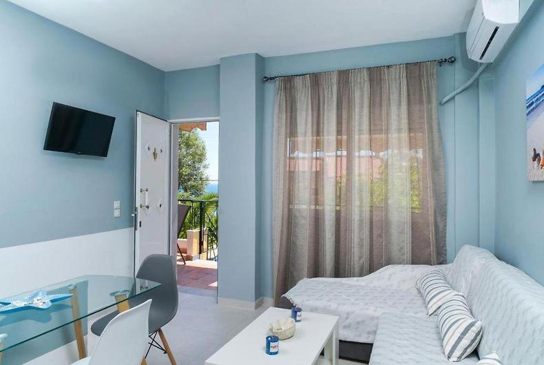 クリッシ・アモウディア Golden Beach Maisonettesヴィラ エクステリア 写真