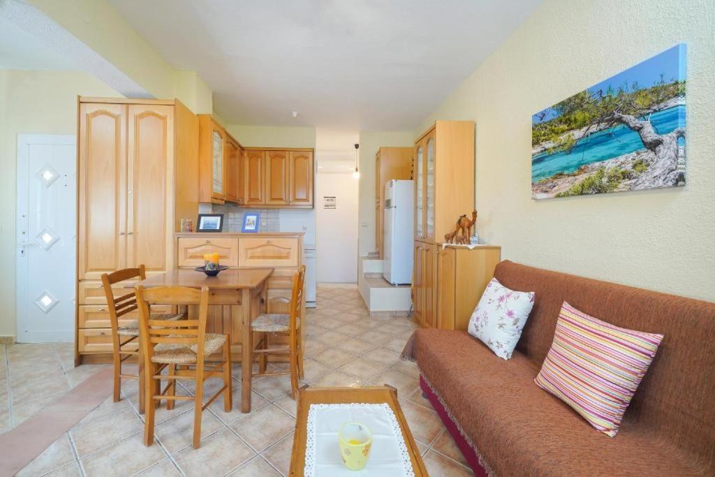 クリッシ・アモウディア Golden Beach Maisonettesヴィラ 部屋 写真